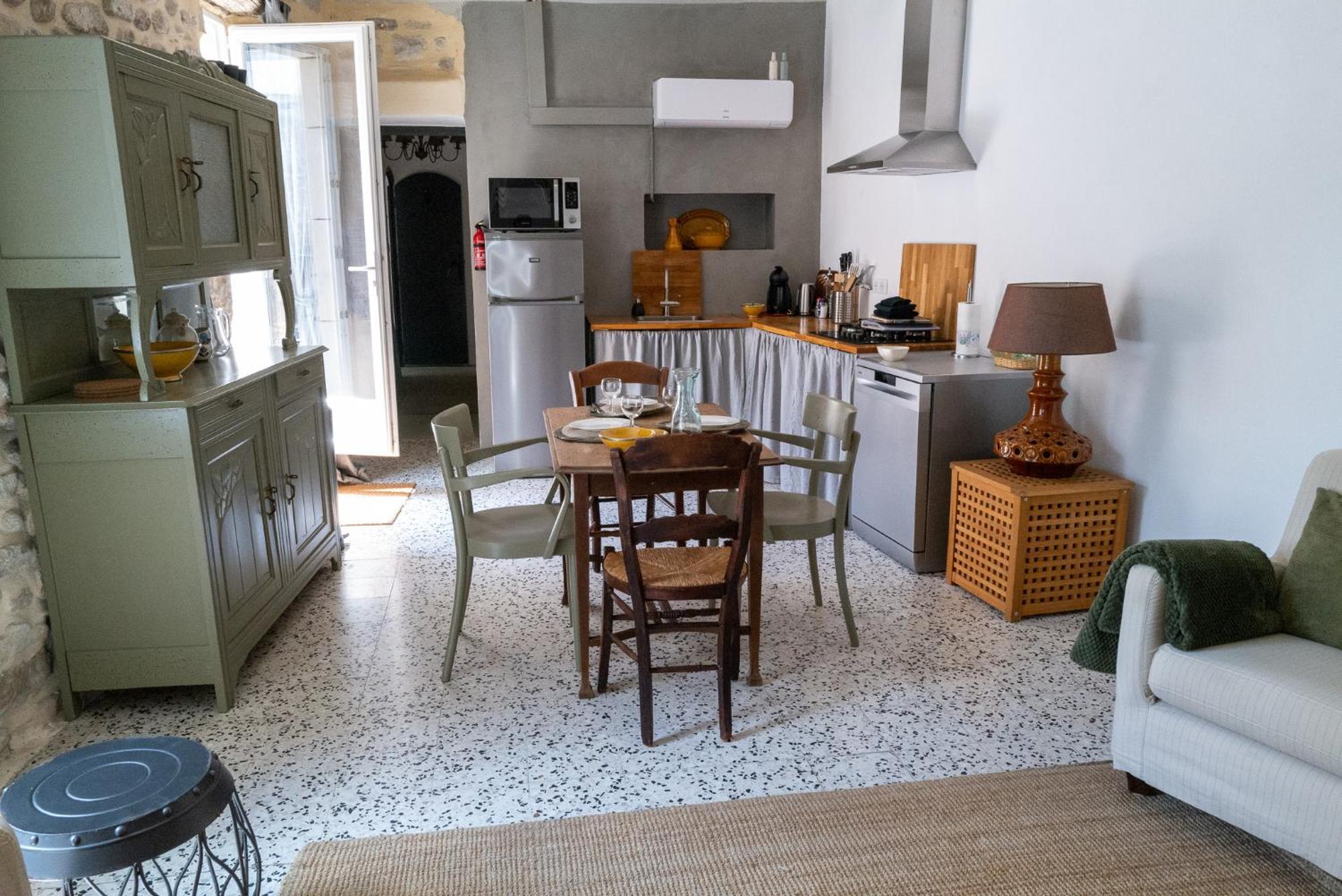 Noulou, In Saint-denis * Saint-Denis (Gard)